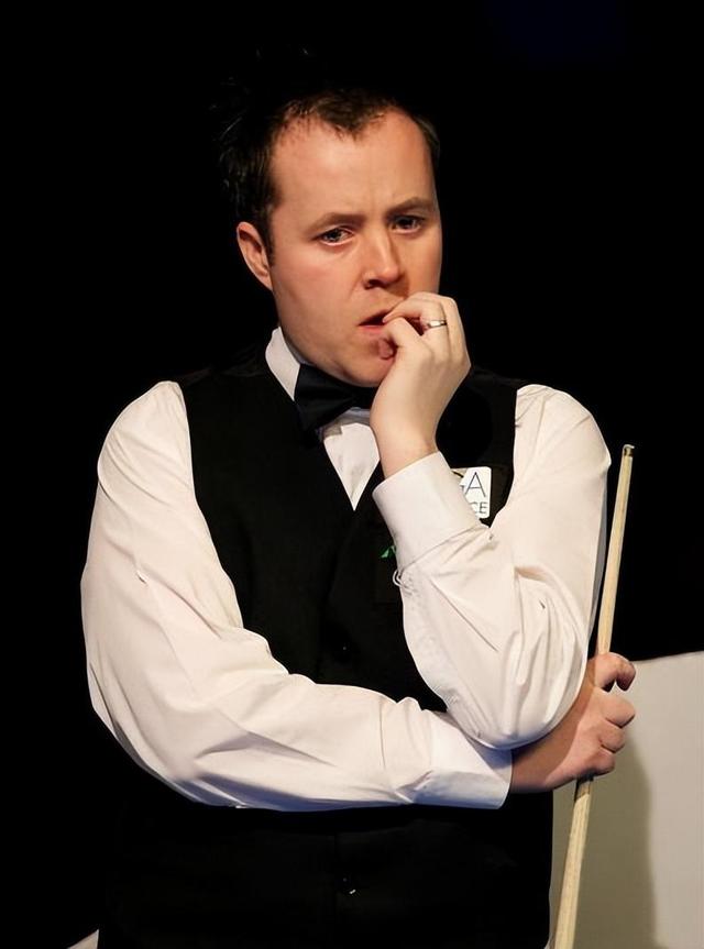 他与队友关 他与队友关