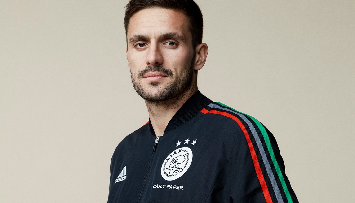 由於意外傷 由於意外傷