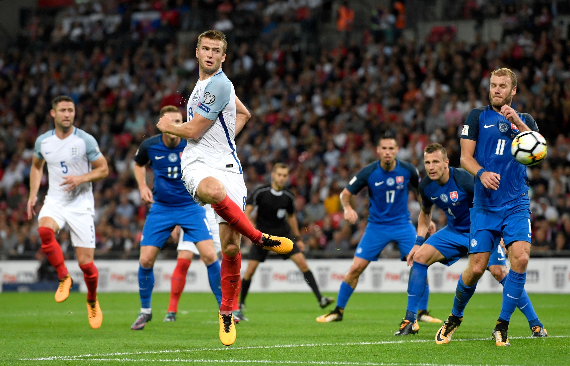 繁在国际电 繁在国际电
