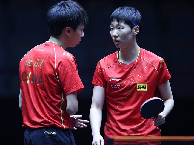 通过在F1 通过在F1